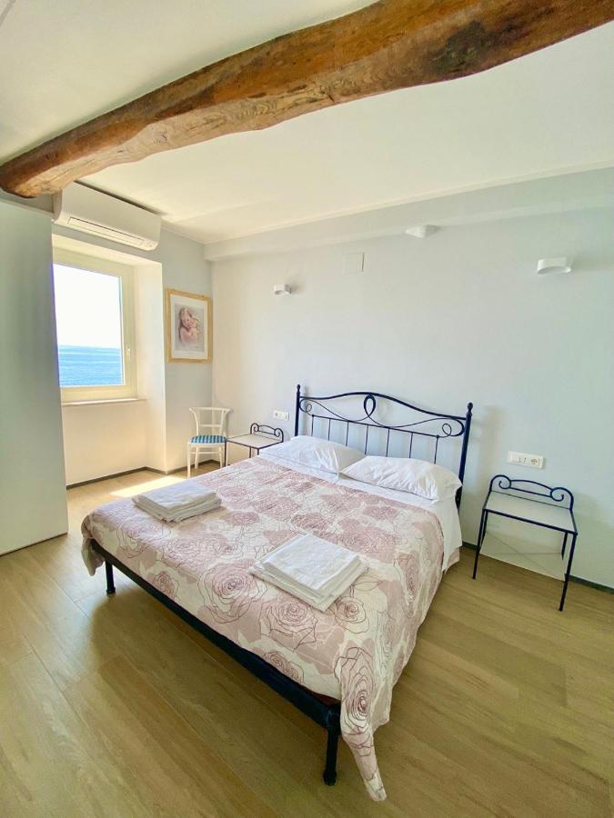 La Scogliera Apartment Stunning Sea View Riomaggiore Exterior foto